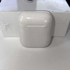 Genuine Apple 2nd Generation Charging Case (A1602) And Right Ear ONLY Airpods